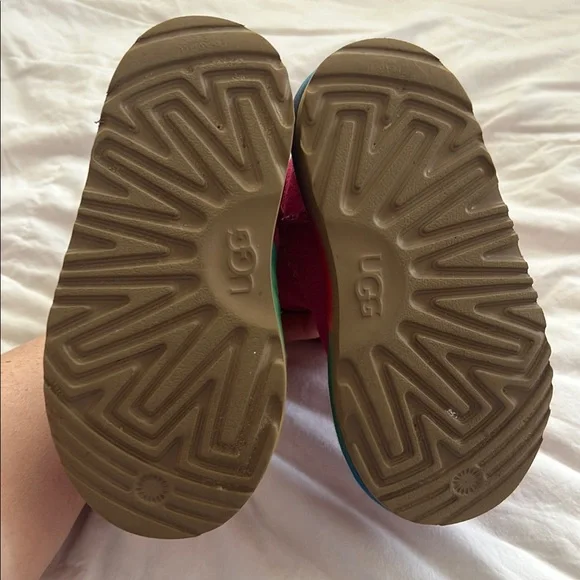 Ugg toddler boots - Picture 6 of 9